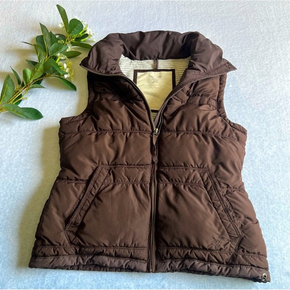 American Eagle Outfitters Cropped Puffer Vest Women's Size Small Brown Full Zip - Picture 1 of 11